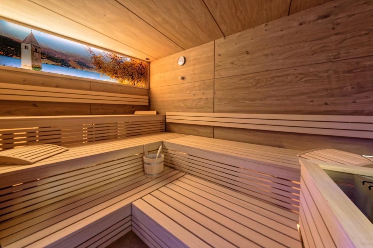 Hotel Zum Mohren Резия Екстериор снимка