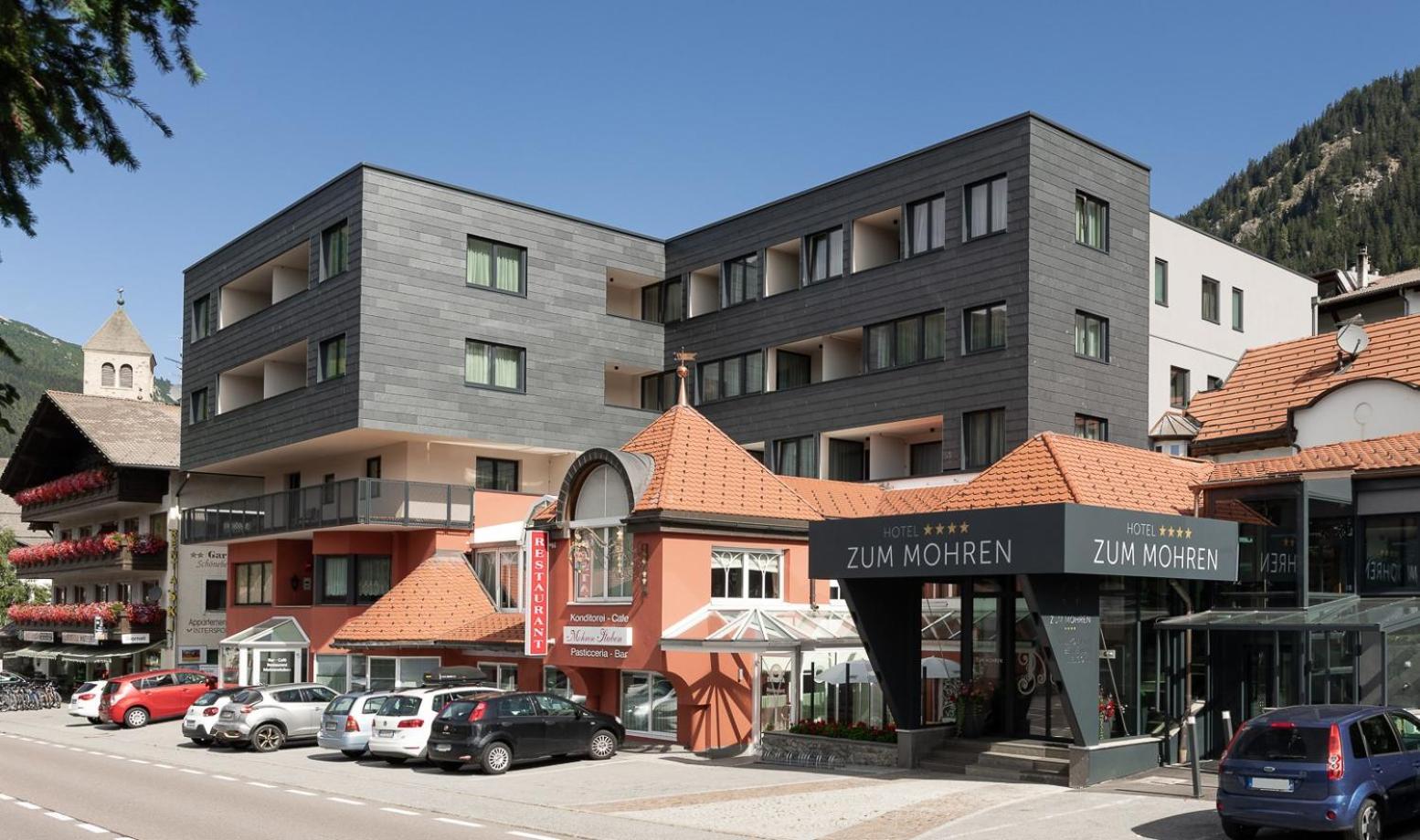 Hotel Zum Mohren Резия Екстериор снимка